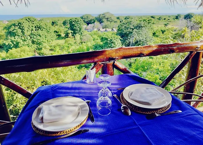 Monkey Mountain Lodge